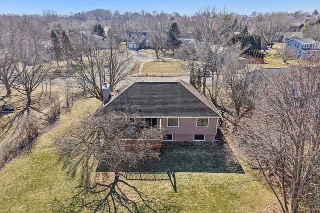 1606 Manchester Crossing, Waunakee, WI 53597