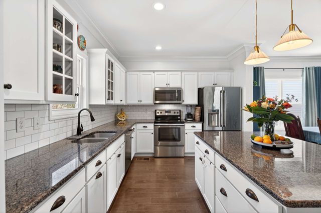 2227 Dale View Dr, Antioch, TN 37013