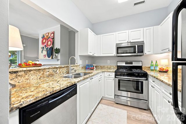 18731 Silver Quay Drive, Cornelius, NC 28031