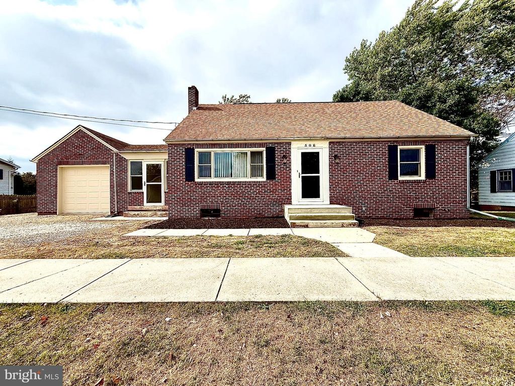 508 BEAVER ST, East Berlin, PA 17316