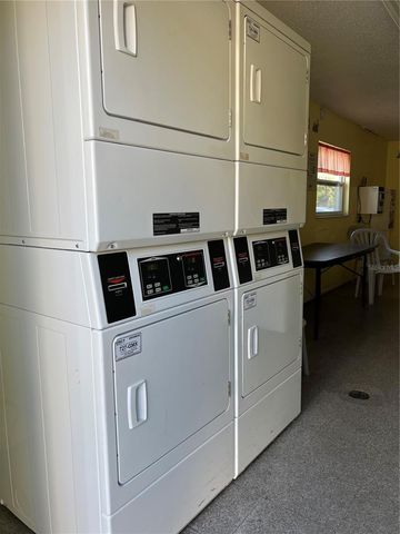 5521 BAY BOULEVARD 202, Port Richey, FL 34668