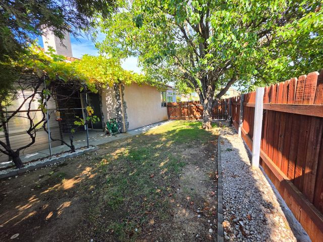 4749 Porto Pino Way, Antelope, CA 95843