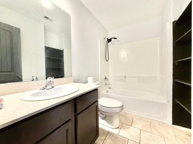 7207 Alava Drive, Magnolia, TX 77354