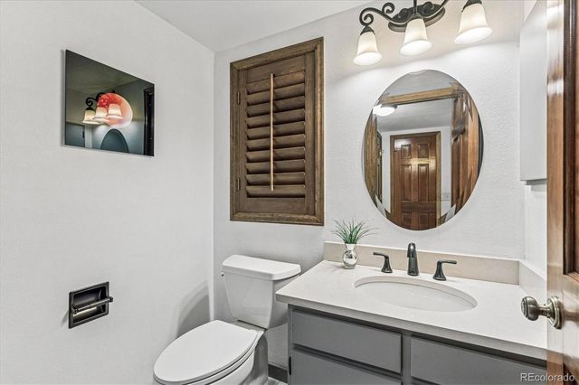 16065 Double Eagle Drive B, Morrison, CO 80465