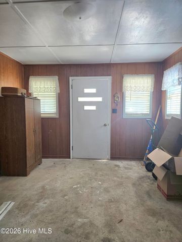 214 E Bladen Street, Bladenboro, NC 28320