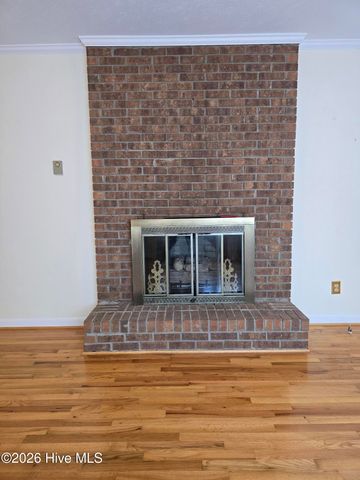 214 E Bladen Street, Bladenboro, NC 28320