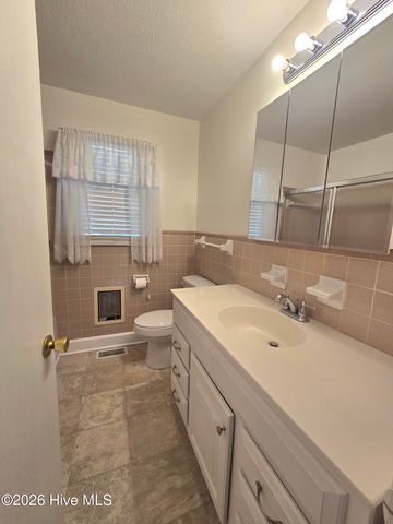 214 E Bladen Street, Bladenboro, NC 28320