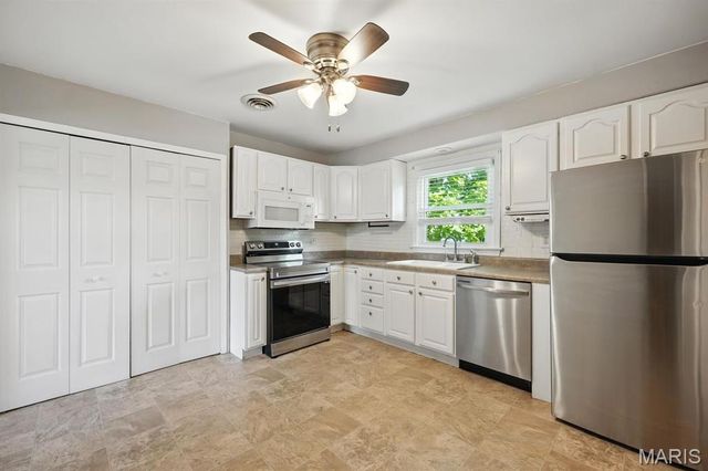 10307 Saint Jude Lane, St Ann, MO 63074