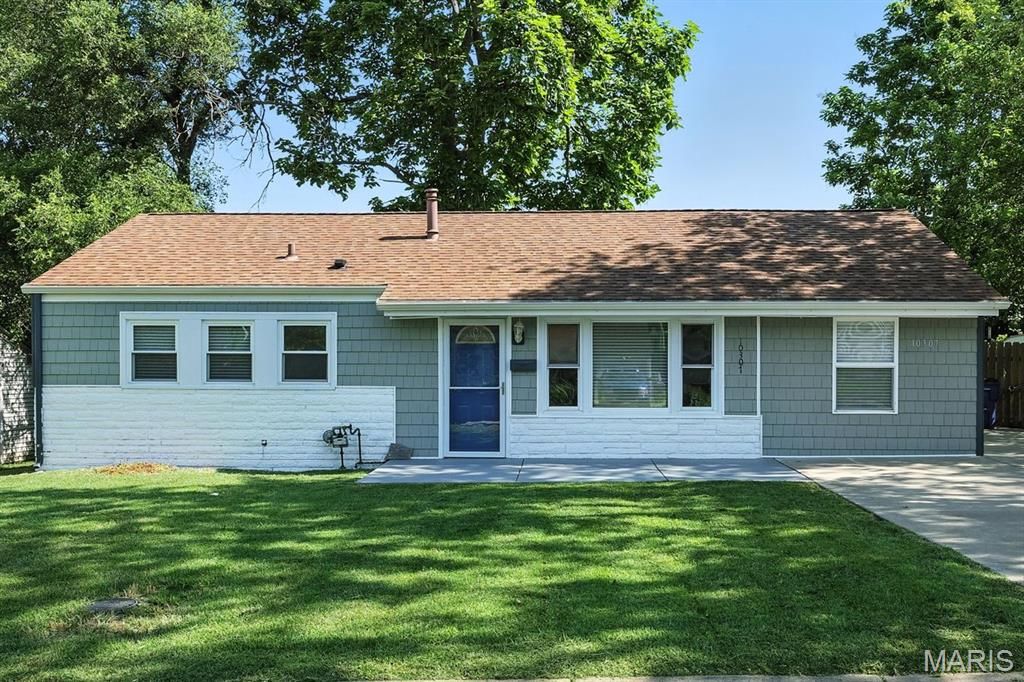 10307 Saint Jude Lane, St Ann, MO 63074