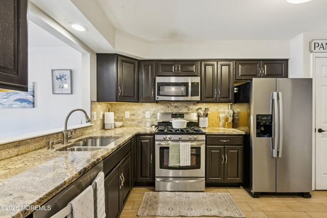 273 Brookfield Drive, Jackson, NJ 08527