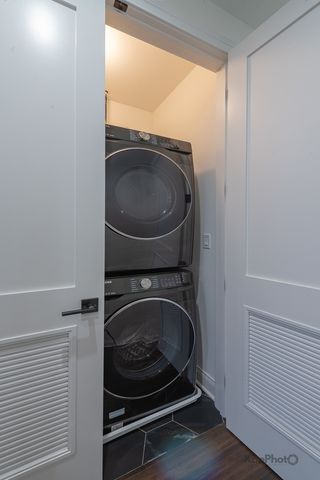 2646 W Augusta Boulevard 1, Chicago, IL 60622