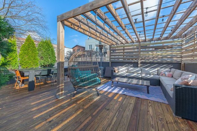 2646 W Augusta Boulevard 1, Chicago, IL 60622