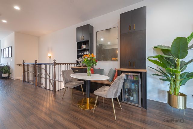 2646 W Augusta Boulevard 1, Chicago, IL 60622