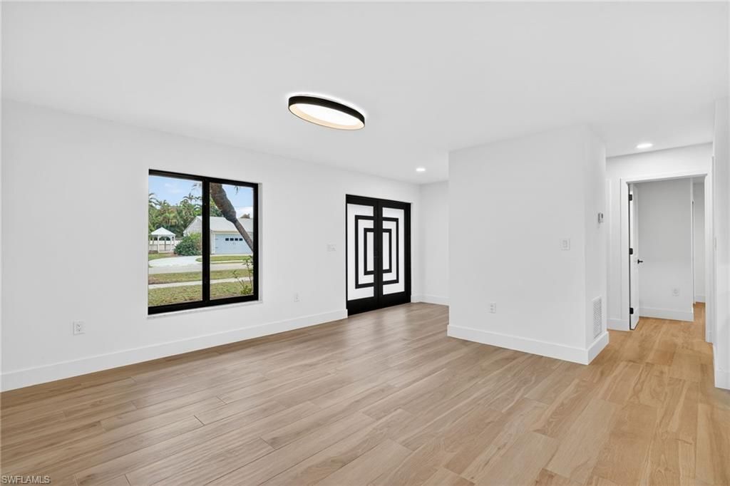 1433 Paloma DR, FORT MYERS, FL 33901 — photo 4