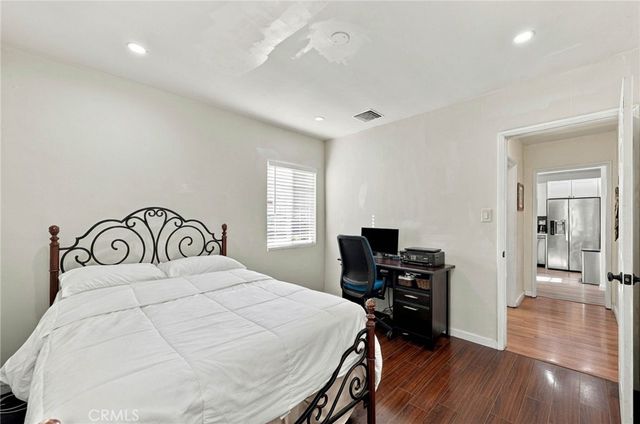 7453 Blewett Avenue, Lake Balboa, CA 91406