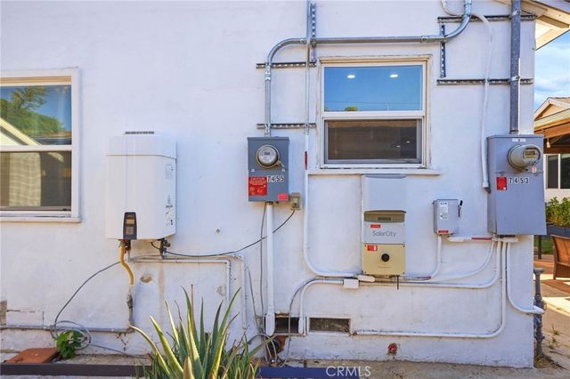 7453 Blewett Avenue, Lake Balboa, CA 91406