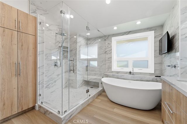19510 Merridy, Northridge, CA 91324