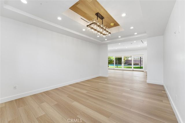19510 Merridy, Northridge, CA 91324
