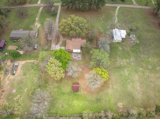 397 County Road 1500, Crockett, TX 75835