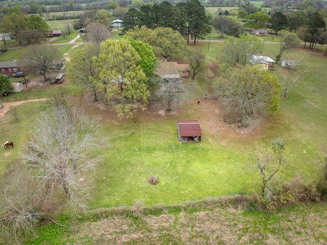 397 County Road 1500, Crockett, TX 75835