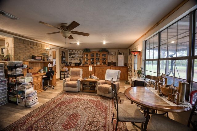 397 County Road 1500, Crockett, TX 75835