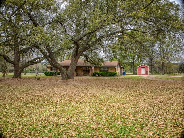 397 County Road 1500, Crockett, TX 75835