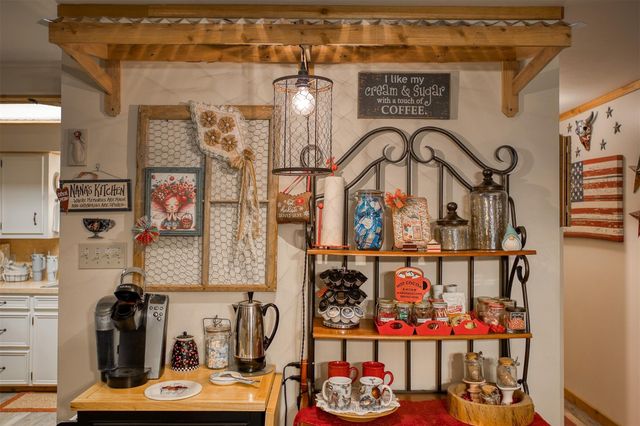 397 County Road 1500, Crockett, TX 75835