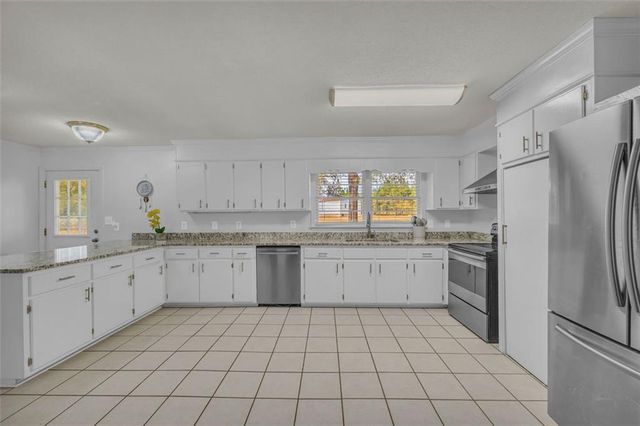 1715 BEAVERDAM Road, Winterville, GA 30683