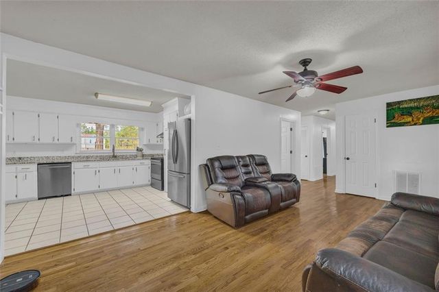 1715 BEAVERDAM Road, Winterville, GA 30683