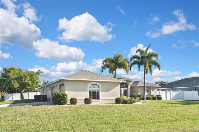 601 SE 15th TER, Cape Coral, FL 33990