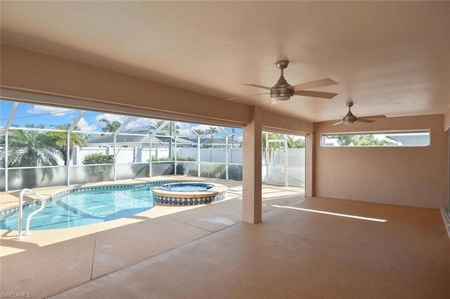 601 SE 15th TER, Cape Coral, FL 33990