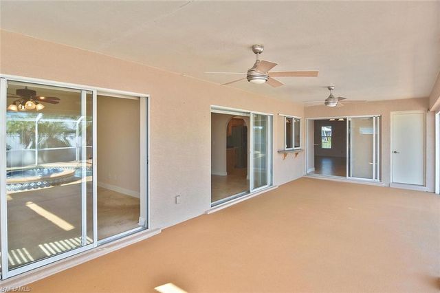 601 SE 15th TER, Cape Coral, FL 33990