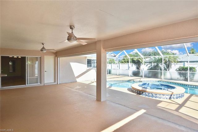 601 SE 15th TER, Cape Coral, FL 33990