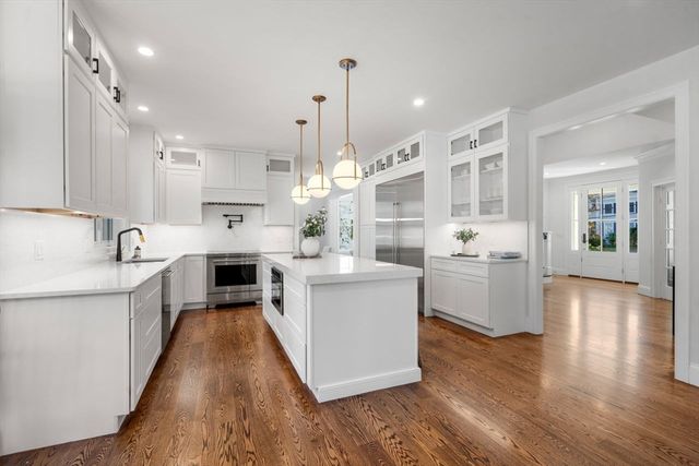 201 Lowell Road, Wellesley, MA 02481