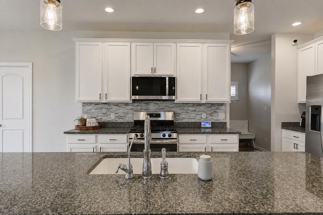 8813 Marquette Street, St. John, IN 46373