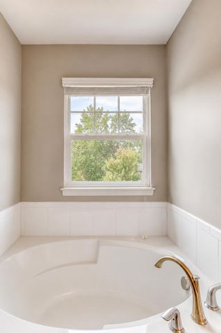 8813 Marquette Street, St. John, IN 46373