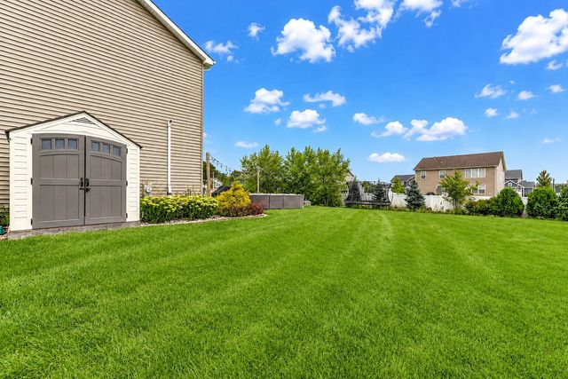 8813 Marquette Street, St. John, IN 46373