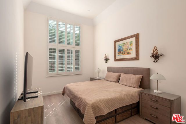 2337 Fox Hills Drive 102, Los Angeles, CA 90064