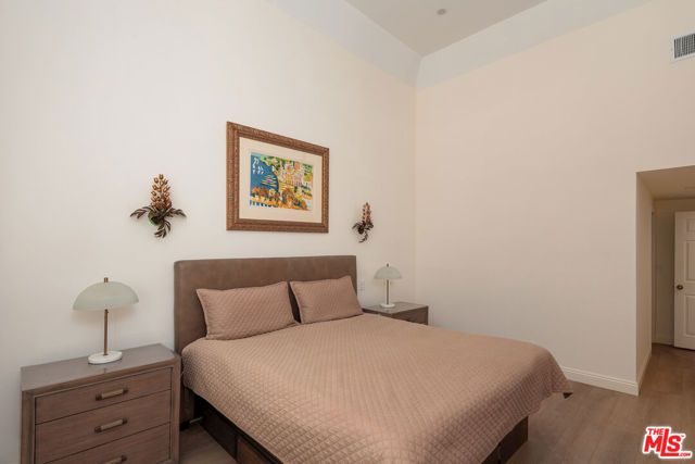 2337 Fox Hills Drive 102, Los Angeles, CA 90064