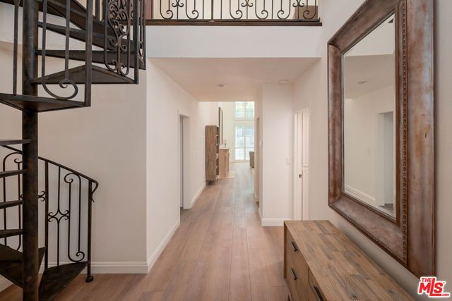2337 Fox Hills Drive 102, Los Angeles, CA 90064