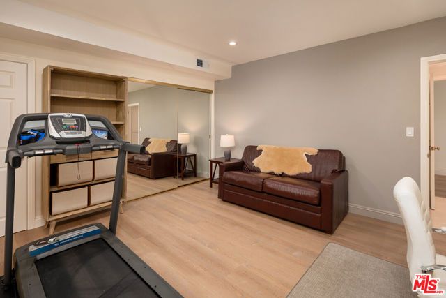2337 Fox Hills Drive 102, Los Angeles, CA 90064
