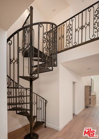 2337 Fox Hills Drive 102, Los Angeles, CA 90064