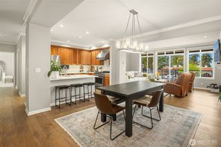 505 5th Avenue S #205, Edmonds, WA 98020