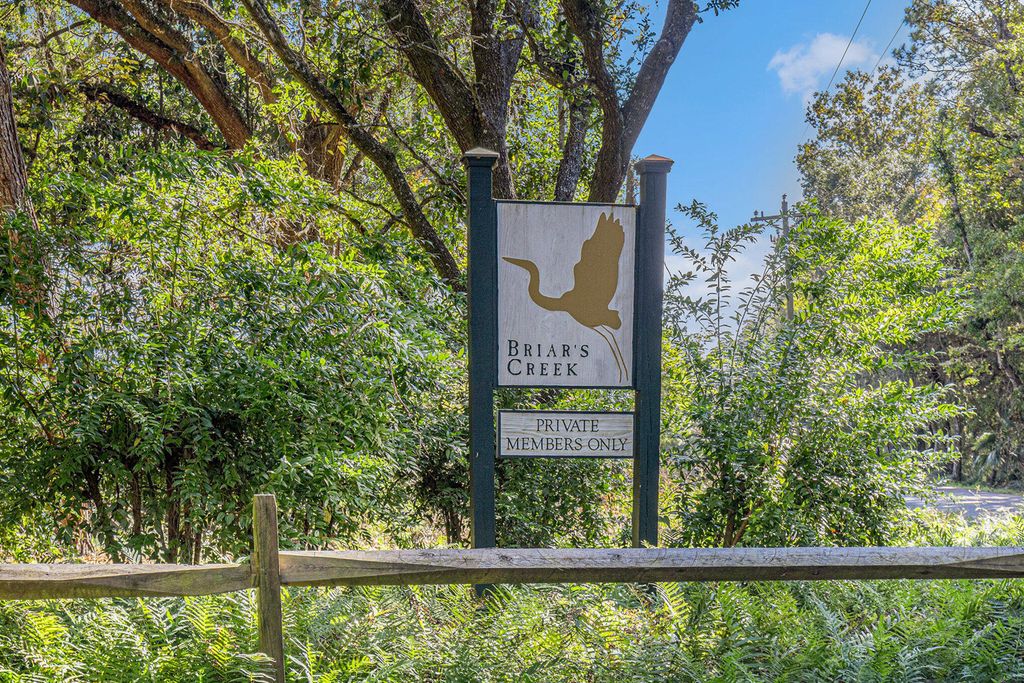 3934 Gnarled Oaks Lane, Johns Island, SC 29455