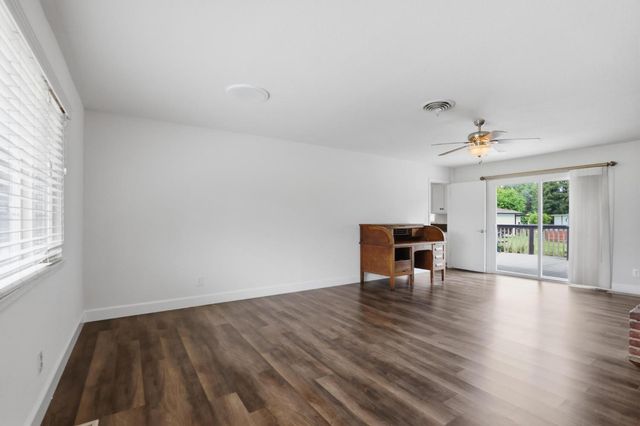 6049 Wood Ln, Marysville, CA 95901