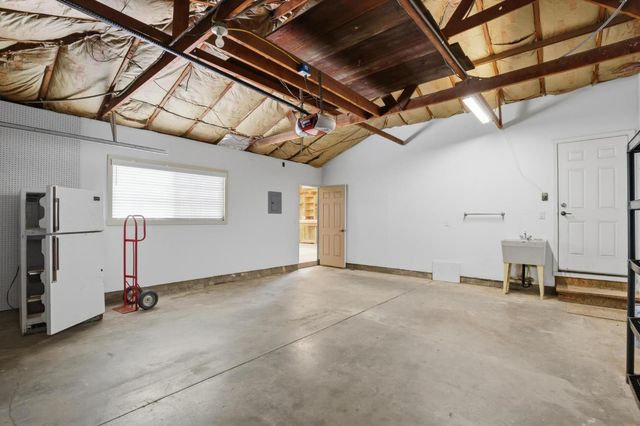 6049 Wood Ln, Marysville, CA 95901