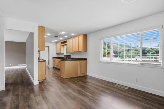 6049 Wood Ln, Marysville, CA 95901