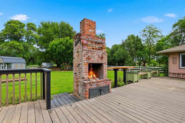 6049 Wood Ln, Marysville, CA 95901