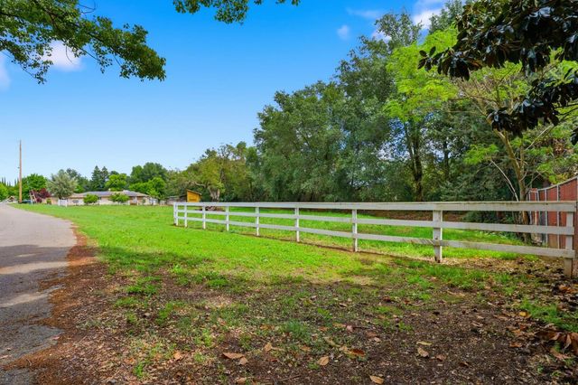 6049 Wood Ln, Marysville, CA 95901