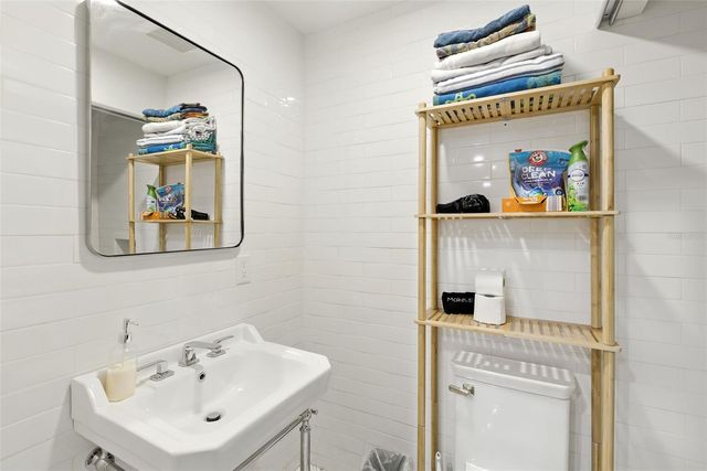 3455 ANGLIN DRIVE, Sarasota, FL 34242